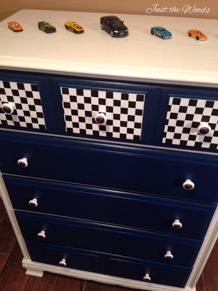 race car dresser