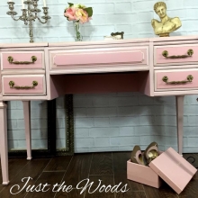vintage elegance vanity $325
