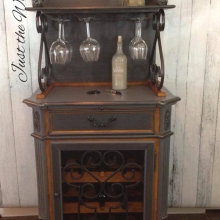 wine cabinet