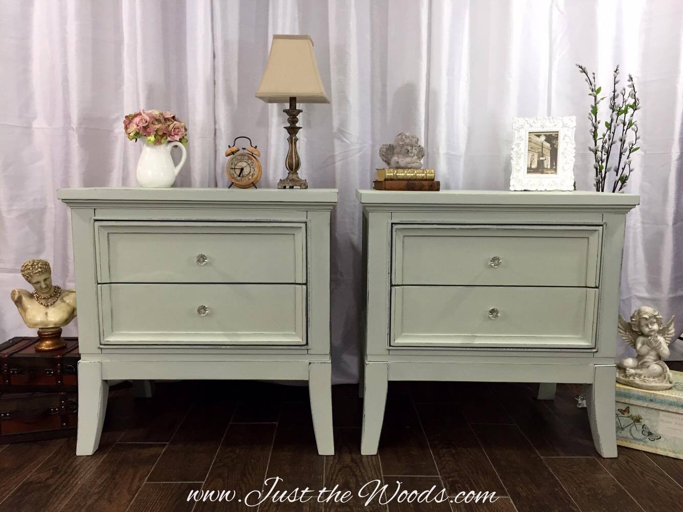 Shabby chic nightstands