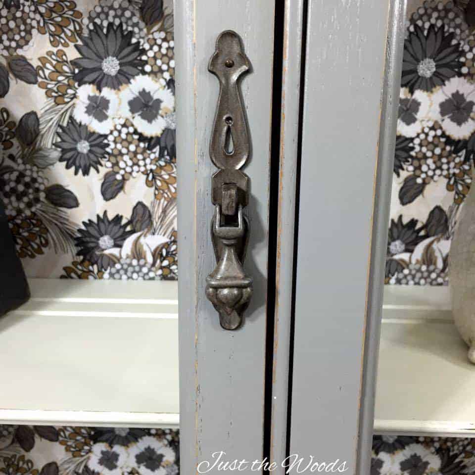 painted hardware, vintage hardware, chic curio cabinet, china cabinet, hutch, painted furniture