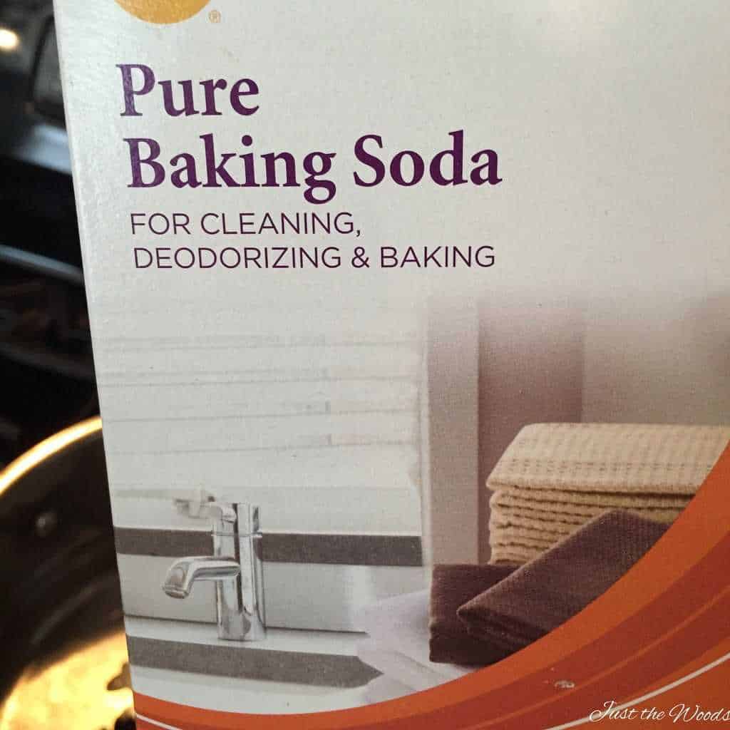 clean hardware with baking soda, how to clean, vintage hardware