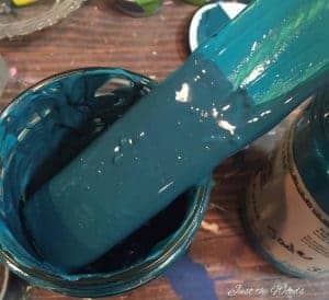 chalk paint, teal, mixing paint colors, navy and teal, painted furniture