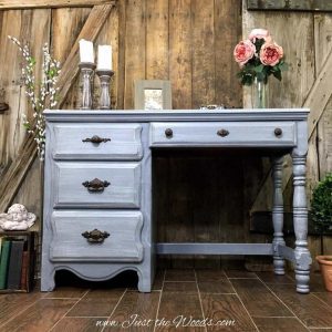 gray painted desk, distressed painted desk, distressed furniture, chalk paint, 