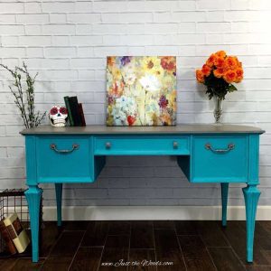 vintage-painted-desk