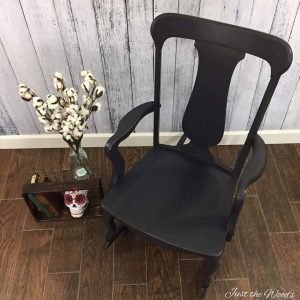 Graphite Painted Chair, painted chair, chalk paint, charcoal chalk paint, graphite chalk paint