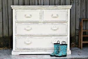 The Best Shabby Chic Dressers and Distressed Painted Furniture