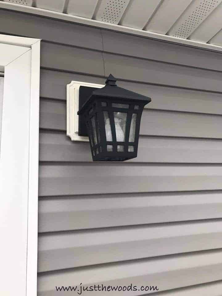 How to Quickly Update Your Metal Mailbox with Paint