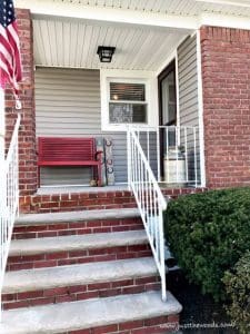 porch-without-mailbox