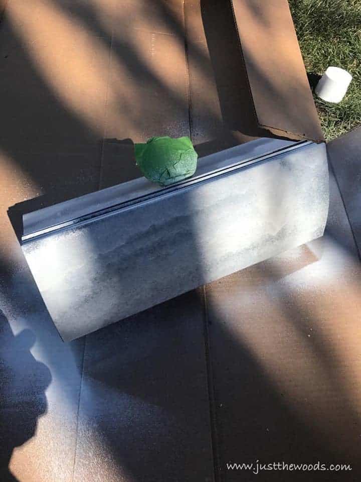 How to Quickly Update Your Metal Mailbox with Paint