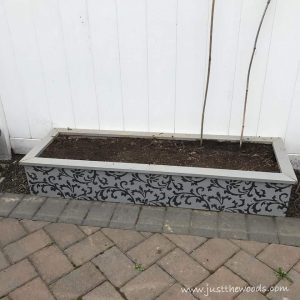 raised-garden-bed, how to build garden beds, gardening with kids, outdoor planters, Simple backyard gardening, garden with kids, growing vegetables and raised garden beds in a small city backyard. 20 DIY outdoor planters. Outdoor planter, outside planters, outdoor plant containers, outdoor plant containers, outdoor garden pots, outdoor planter pots, outdoor plant pots, garden planters, outdoor pots and planters, decorative outdoor planters