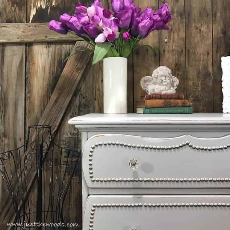 The Best Resource Guide for Staging Furniture for Sale