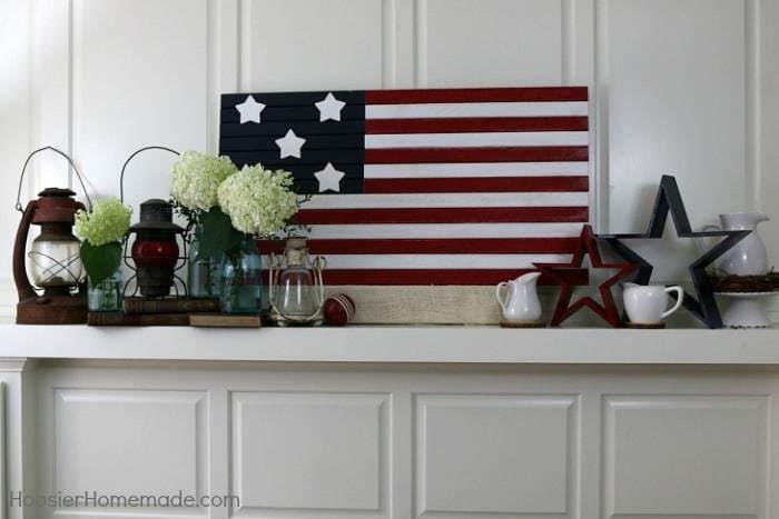 Easy DIY Patriotic Decor for the 4th of July, red, white and blue candles, pallet flag, mason jar projects, patriotic door decor, USA sign, mantel decor, porch decor