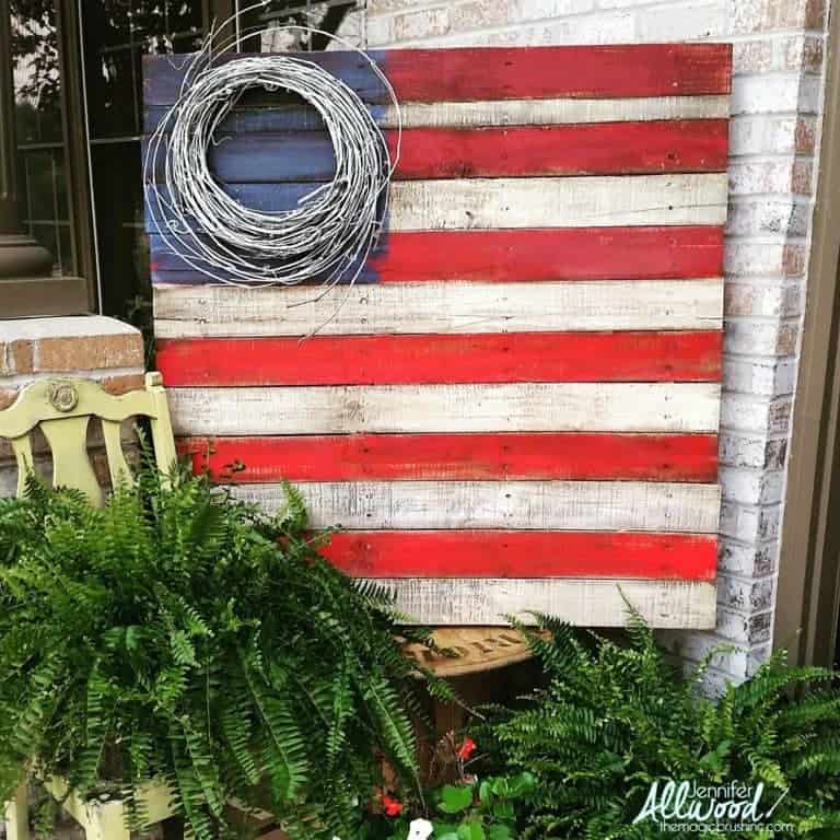 Easy DIY Patriotic Decor for the 4th of July Easy DIY Patriotic Decor for the 4th of July, red, white and blue candles, pallet flag, mason jar projects, patriotic door decor, USA sign, mantel decor, porch decor