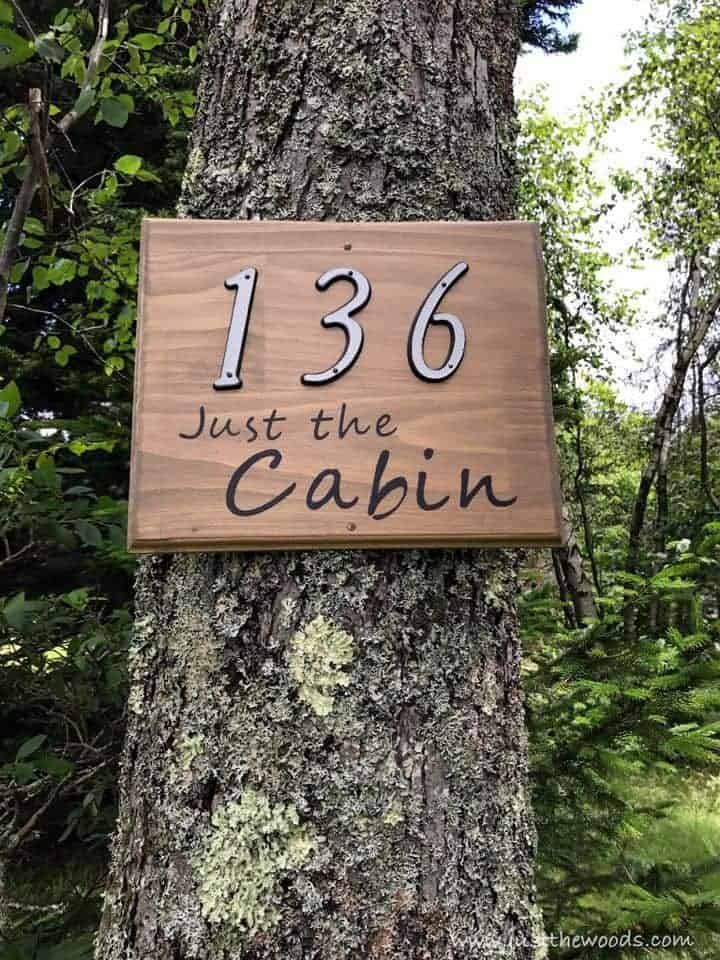 See how to make a custom address sign with scrap wood, a DIY stencil, and stain. Use pre-made house numbers or stencil them yourself with this easy DIY project and Cricut. Rustic address plaque, home sign, number sign, house number sign. 