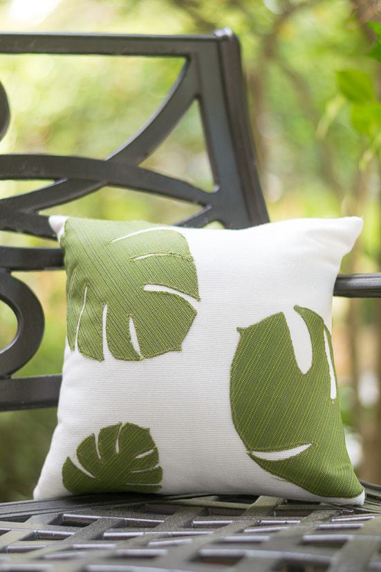 diy throw pillows, cricut projects