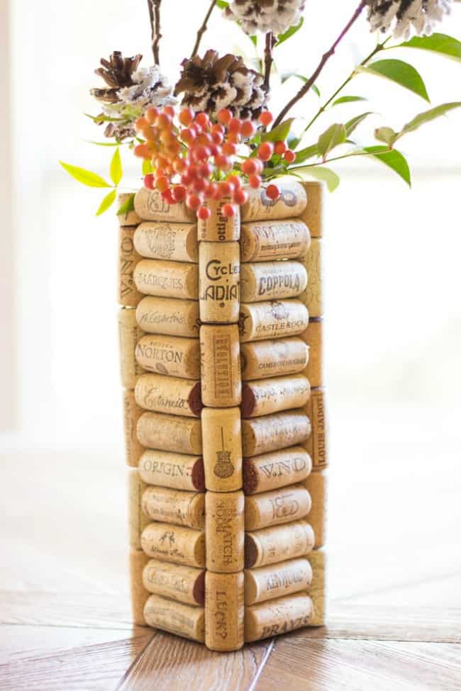 gift ideas for wine lovers, cork vase, gifts for the wine lover, diy wine lover gift, wine lovers