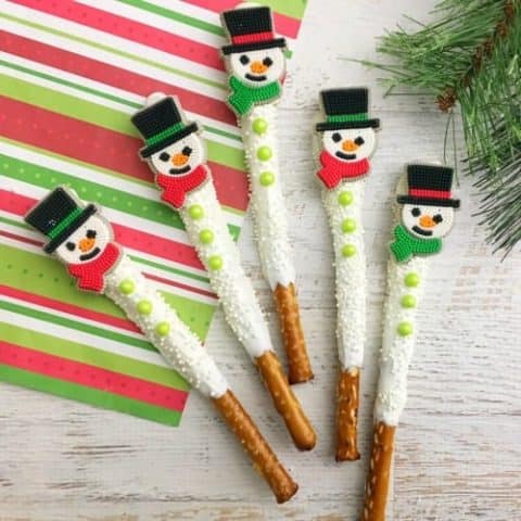 How to Make Adorable Snowman Pretzel Rods