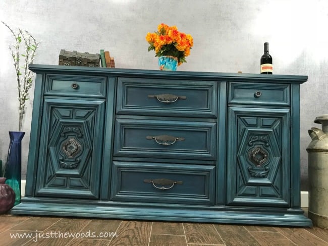 How To Blend Layer Paint For Amazing Results On Painted Furniture