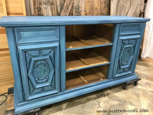 How To Blend Layer Paint For Amazing Results On Painted Furniture