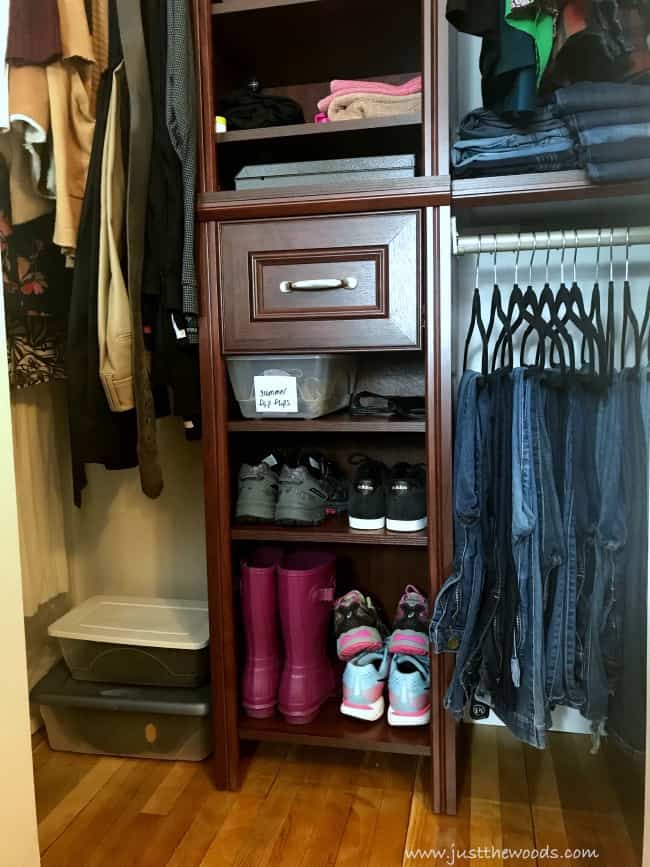 small closet organization, organizing a small closet, how to organize a small closet