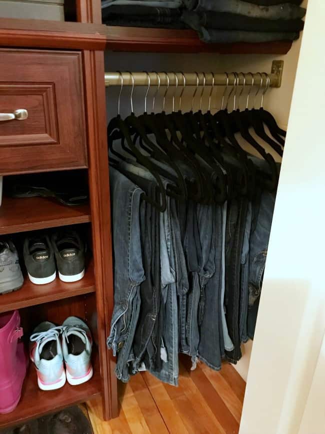 https://www.justthewoods.com/wp-content/uploads/2018/02/diy-small-closet-organization.jpg