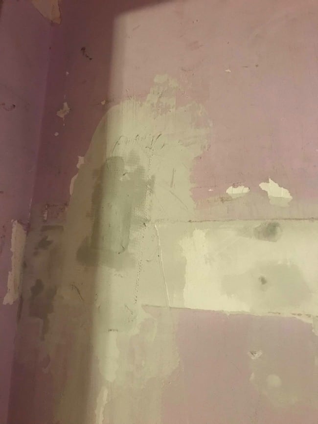 repair hole in drywall