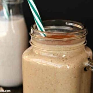 Easy Banana Almond Milk Smoothie Recipe