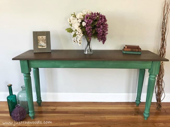 How to Build a DIY Wood Table and Paint it Gorgeous Green