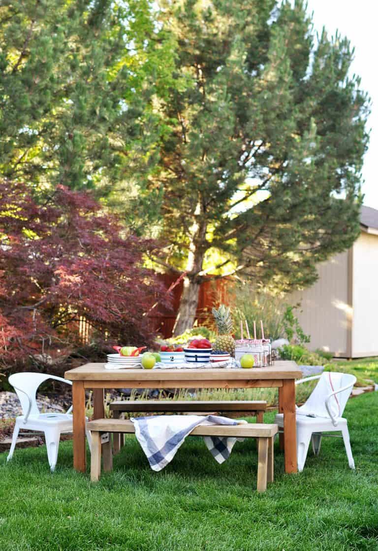 diy outdoor table, homemade outdoor furniture, homemade table, diy outdoor furniture, diy patio furniture, homemade outdoor furniture