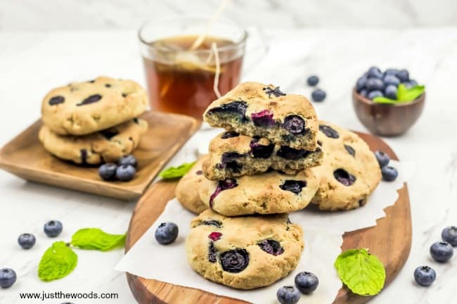 lemon blueberry scones, blueberry scones without cream, best blueberry scones, lemon scone recipe, paleo blueberry scones, healthy blueberry scone recipe