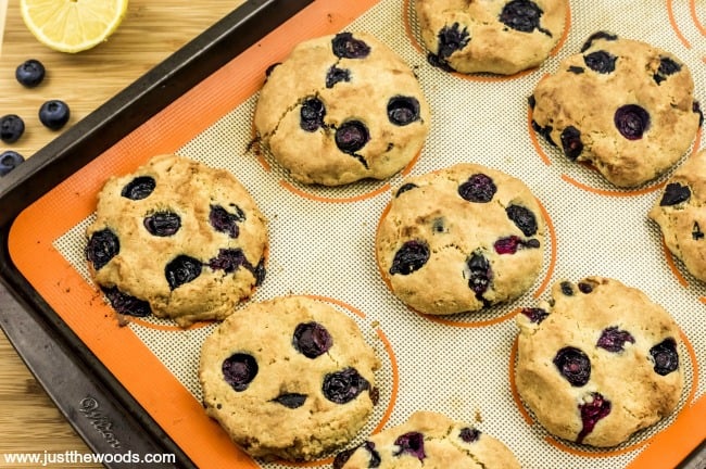 best blueberry scone recipe, how to make scones, homemade blueberry scones recipe, lemon scones recipe