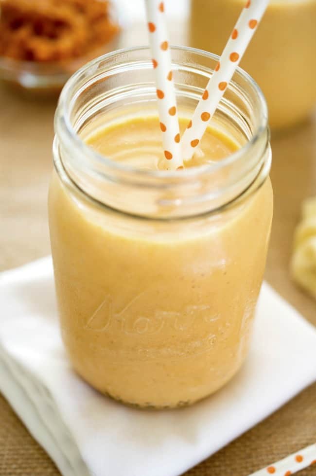 pumpkin smoothie, easy healthy smoothie recipes, homemade smoothies, healthy homemade smoothie recipes, 