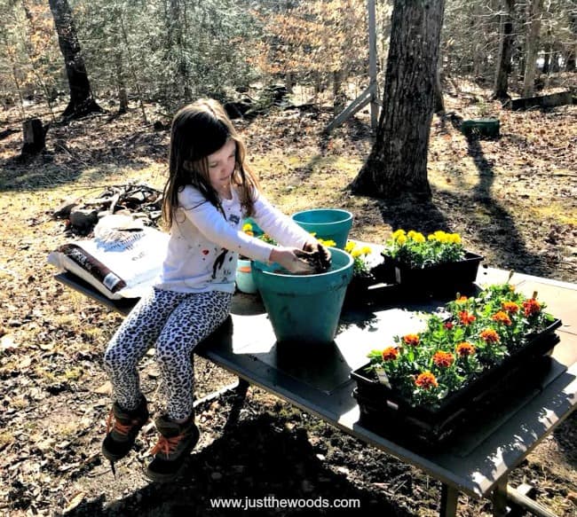 gardening kids, diy bug repellent