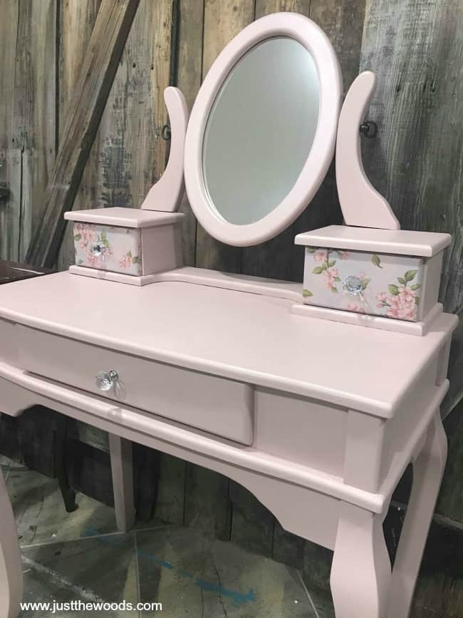 pearl paint on vanity, chalk painted vanity, little girls vanity, painted furniture