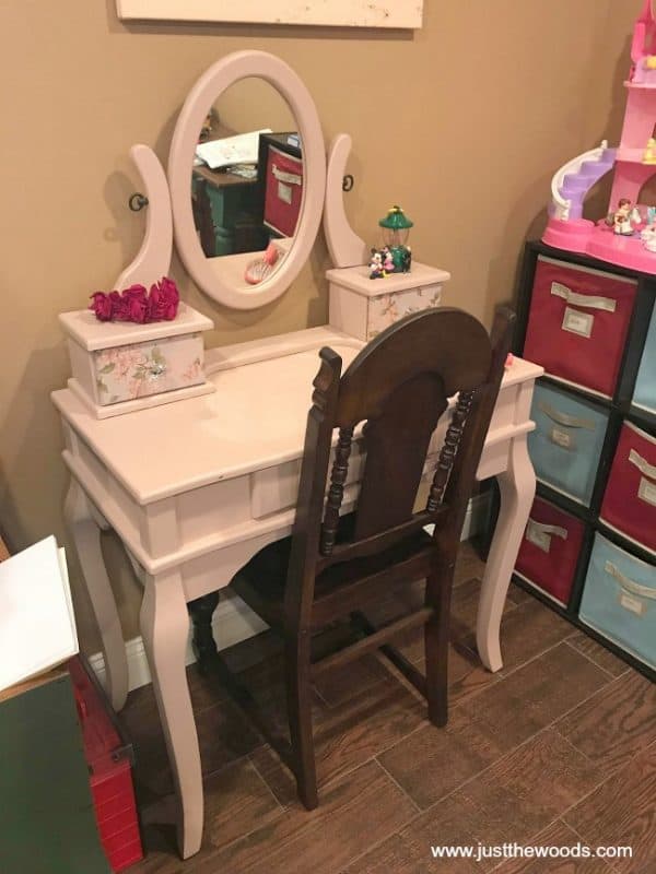 Little Girls Vanity Makeover from Trash to Treasure