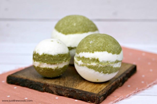 Homemade Bath Bombs, how to make bath bombs, matcha green tea bath bombs