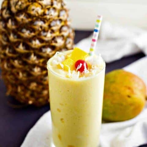 The Most Amazing Mango Pineapple Smoothie Recipe