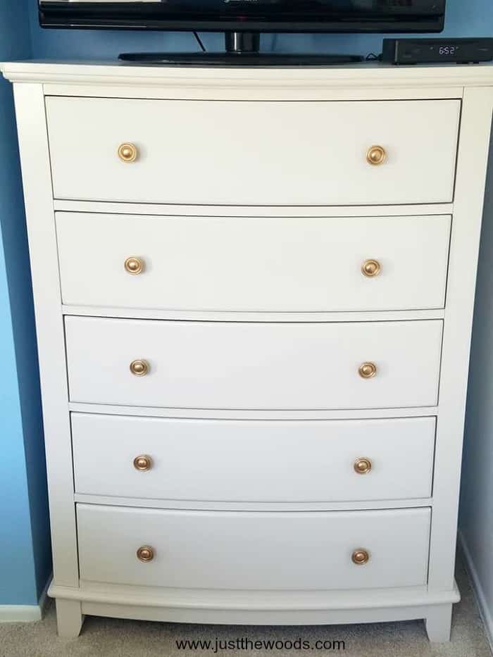 Dresser best sale knobs gold