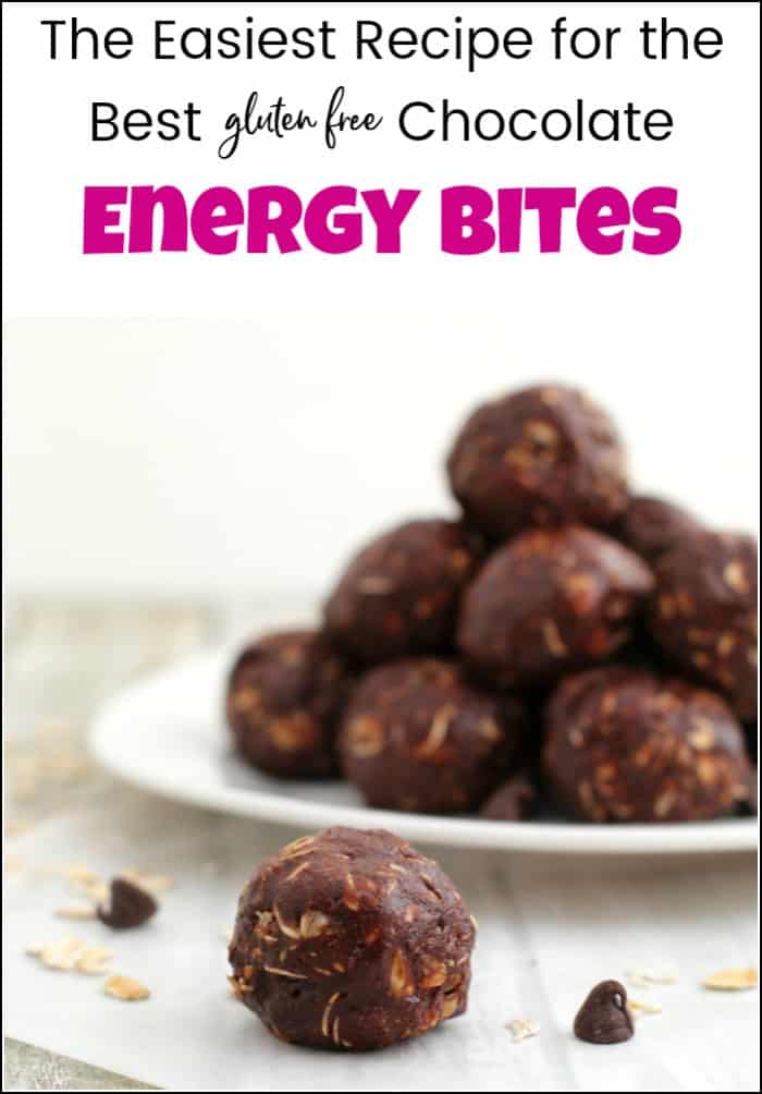 Chocolate energy bites recipe for on the go. Healthy, easy and gluten free. Skip the sugar and make no bake energy bites. #energybites #energyballs #nobakeenergybites #proteinballs #peanutbutterbites #energyballsrecipe #peanutbutterproteinballs