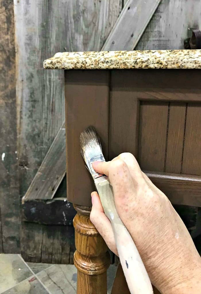 Brown paint for wood sales furniture