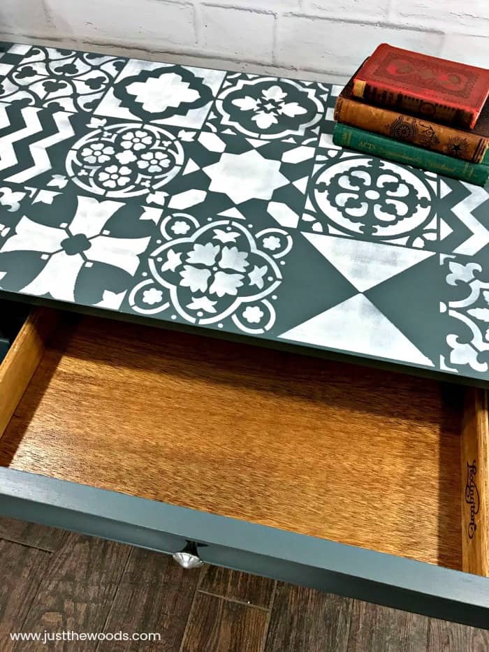 stencil on desk, stencil on furniture, stencil painted furniture, clean wood drawers