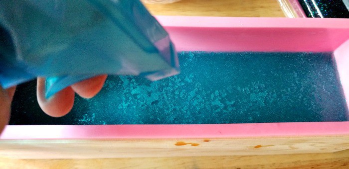 How to Make Beach Inspired DIY Soap Bars DIY Soap Bars, how to make homemade soap, making soap at home