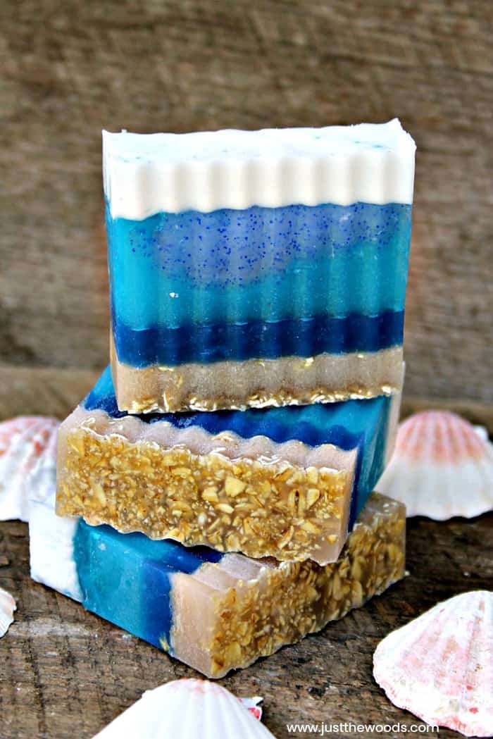 natural homemade soap, soap recipe, DIY Soap Bars, layered homemade soap recipe