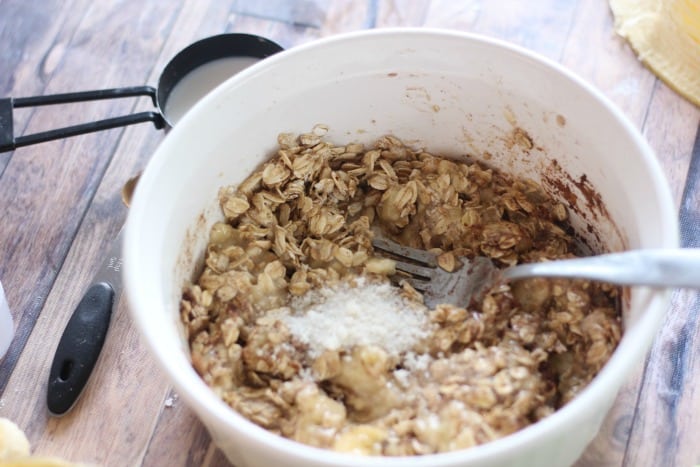 how to make homemade banana nut bread, banana nut bread with oats, gluten free banana nut bread recipes