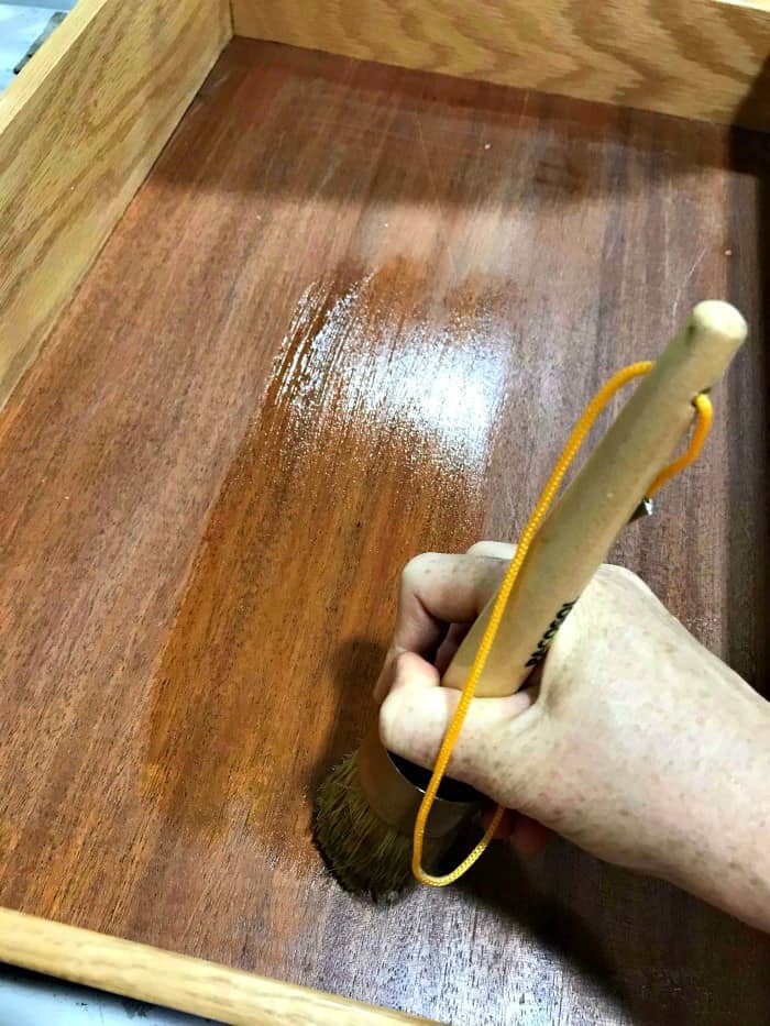 applying lemon verbena, how to apply furniture wax, wax brush, wise owl paint