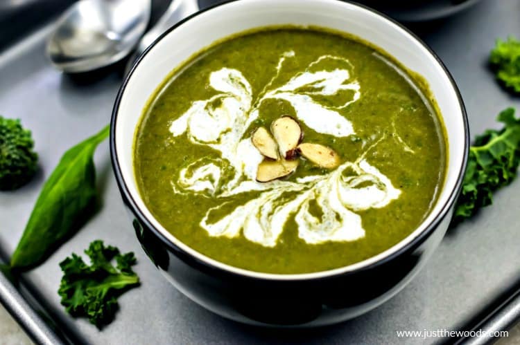 healthy green soup, spinach soup, cream of spinach soup, spinach soup with coconut milk