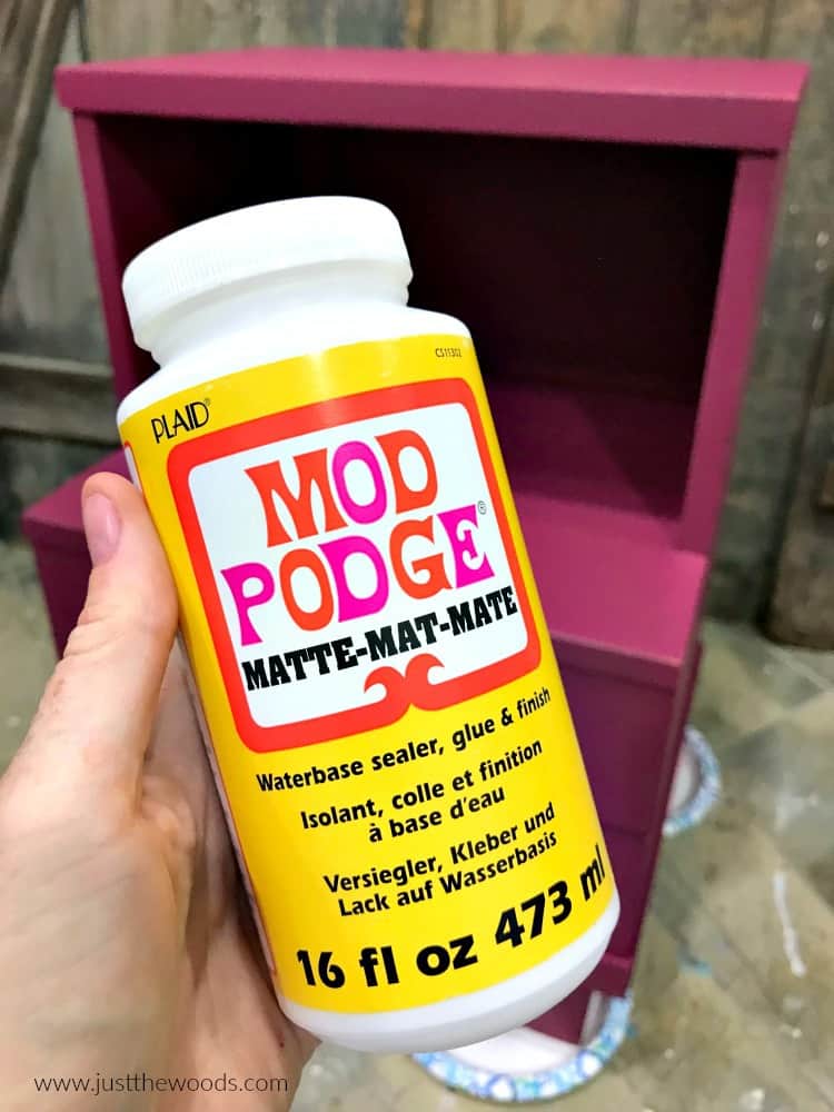 mod podge, decoupage glue, how to decoupage with glue, hand painted furniture, how to decoupage on wood