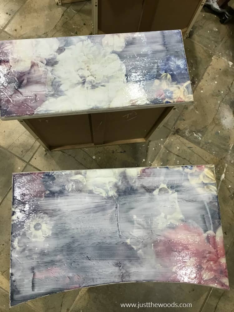how to decoupage, painted furniture decoupage, decoupage furniture, wet glue, mod podge decoupage