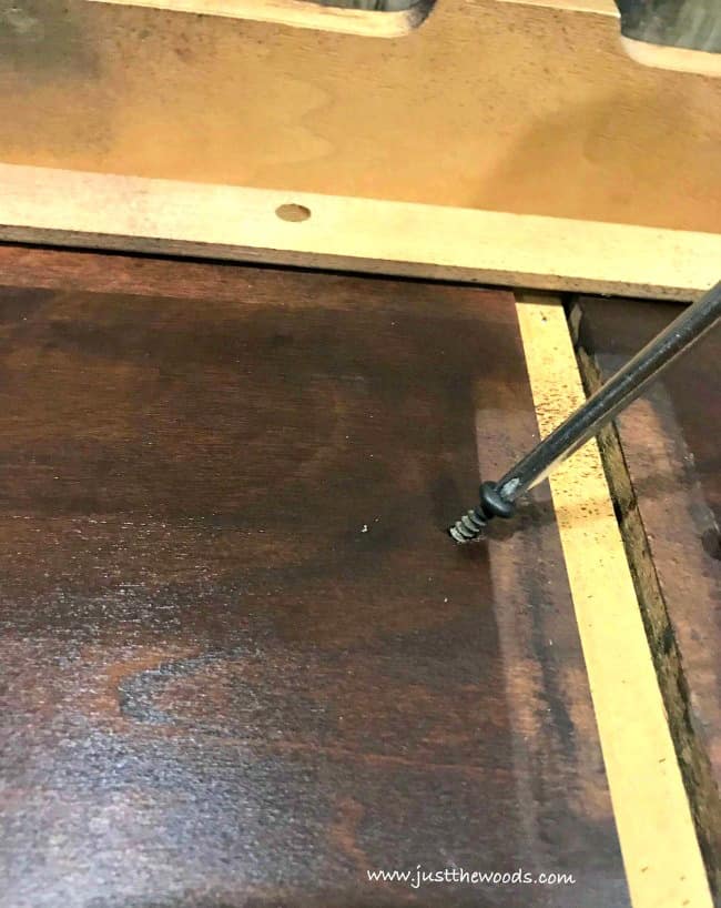 remove screw from wooden table, 